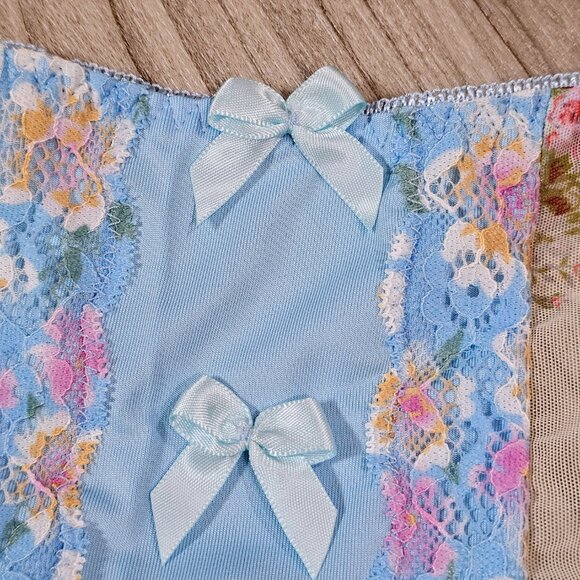 Feminine Blue Pastel Floral Sexy Sheer Bralette Size L (READ DESCRIPTION) - Picture 6 of 9